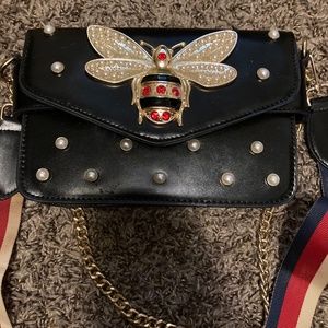 Bug purse